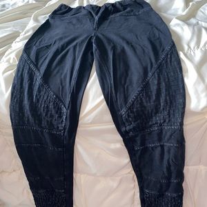 Black Leggings w/ Jean style look